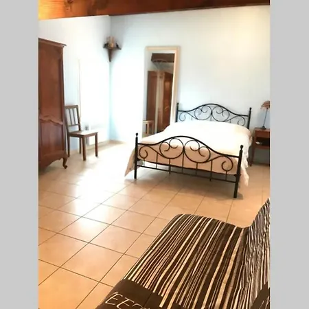 Maison Spacieuse Груиссан